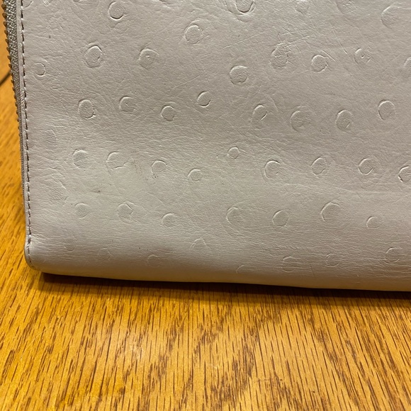 Kate Spade Large Wallet - Picture 3 of 5